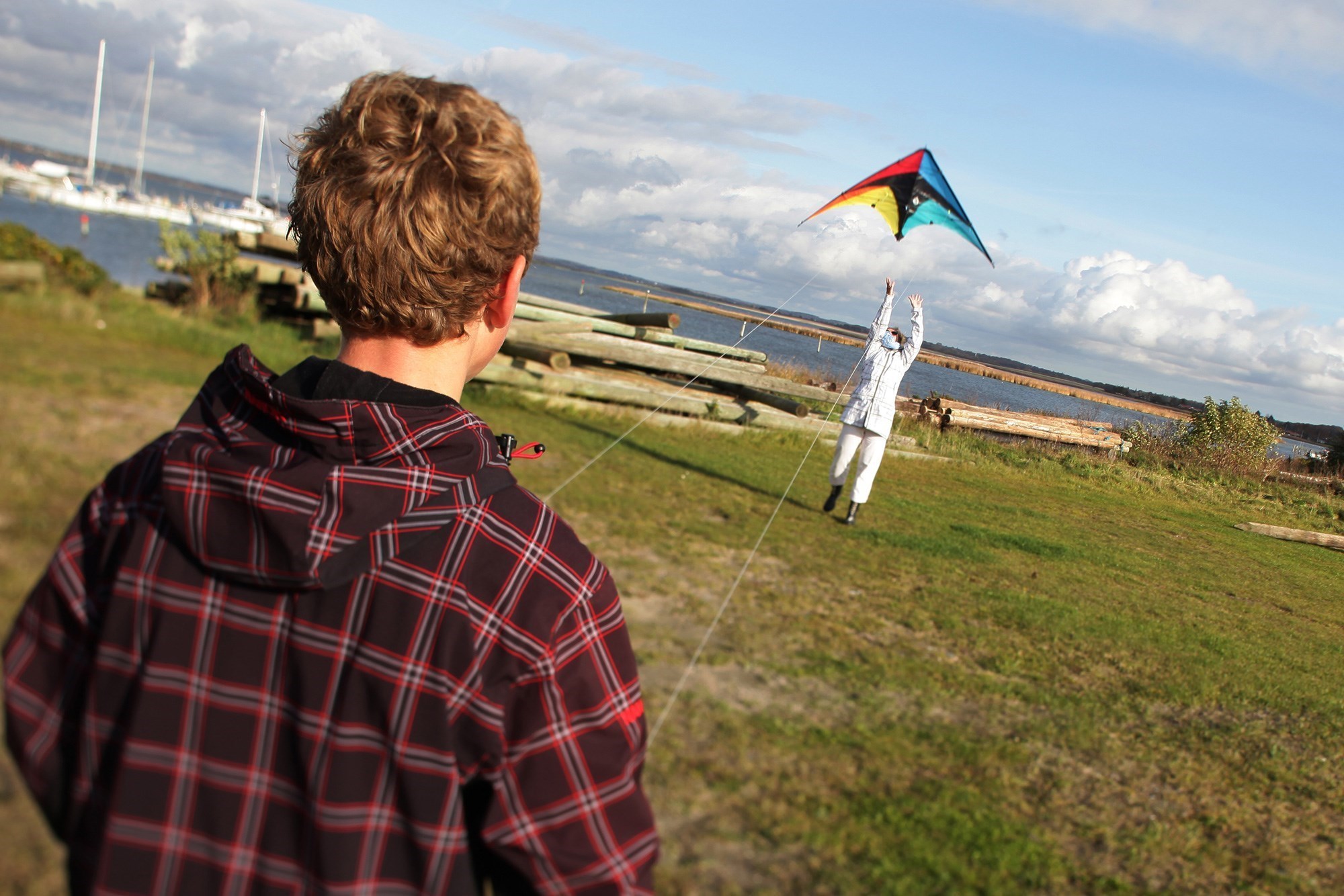 Dreng Flyver Med Drage