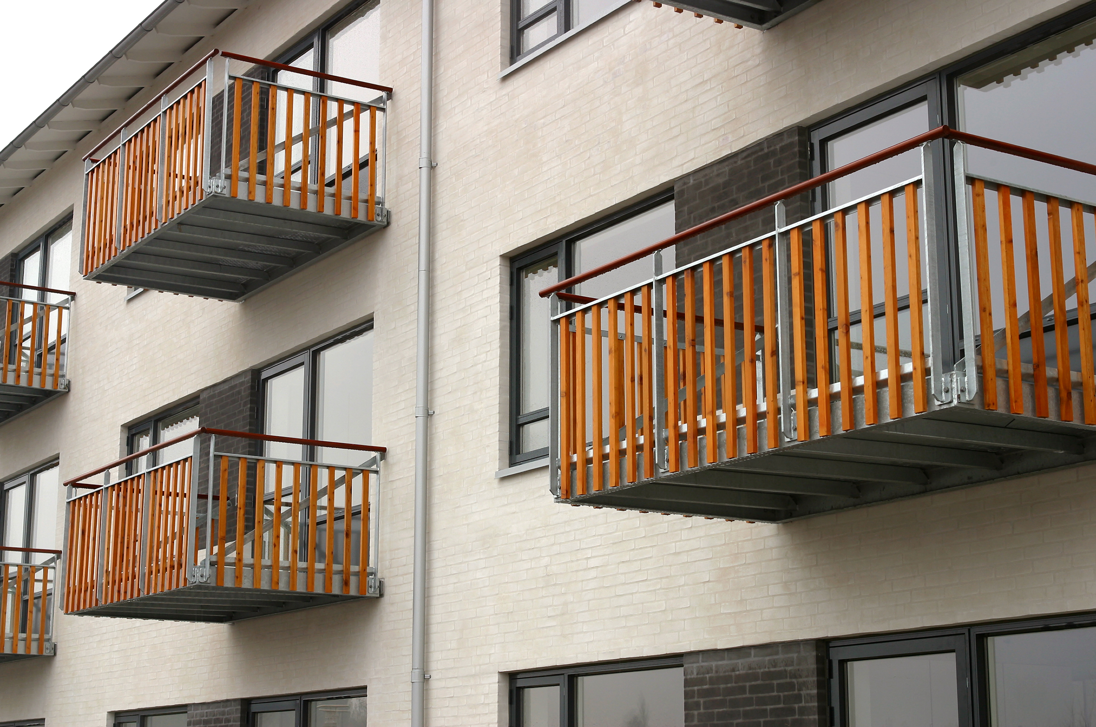 Bygning, boliger med flere altaner