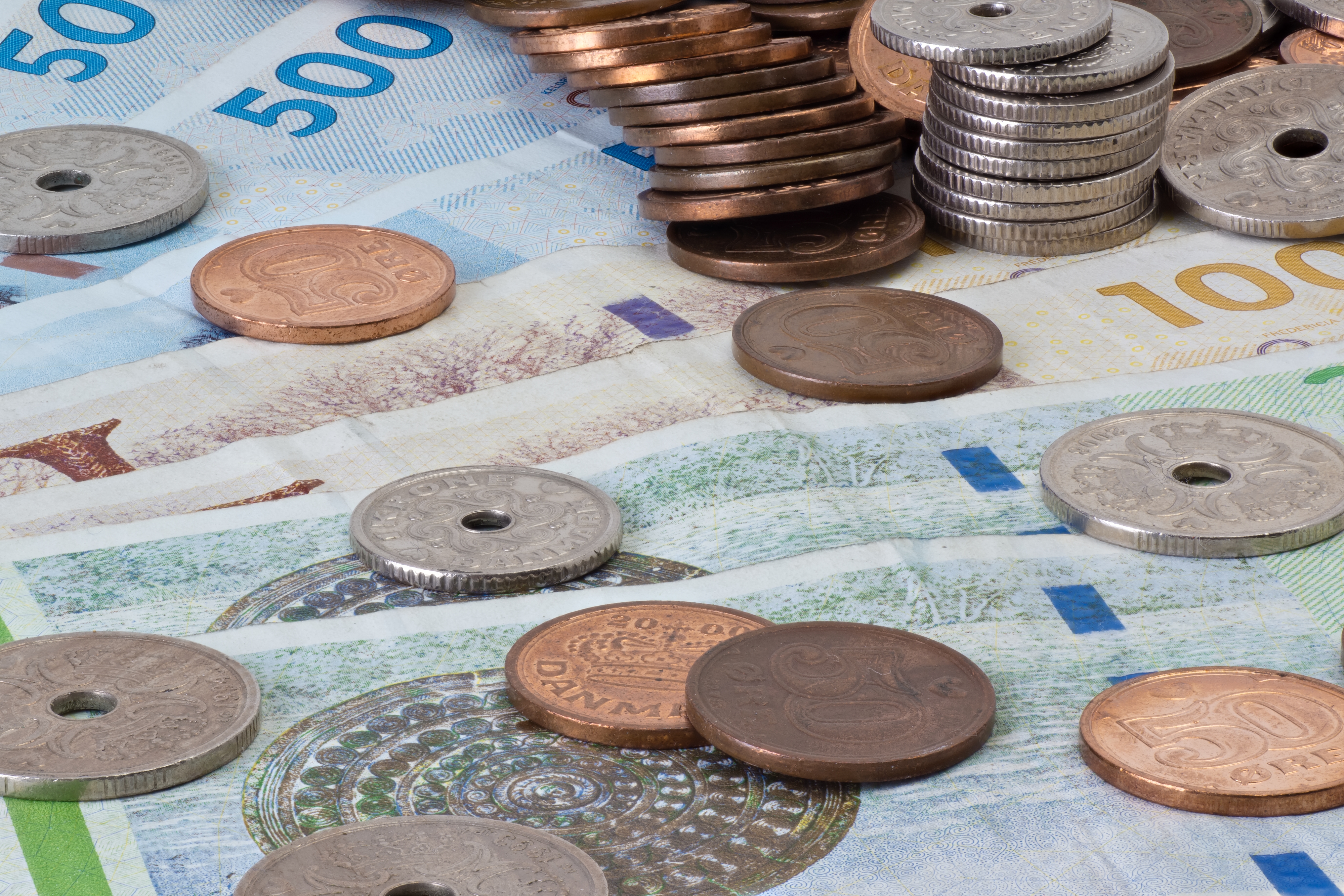 Mønter og pengesedler 