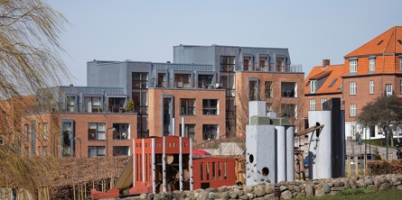 Legeplads foran kirken i Næstved