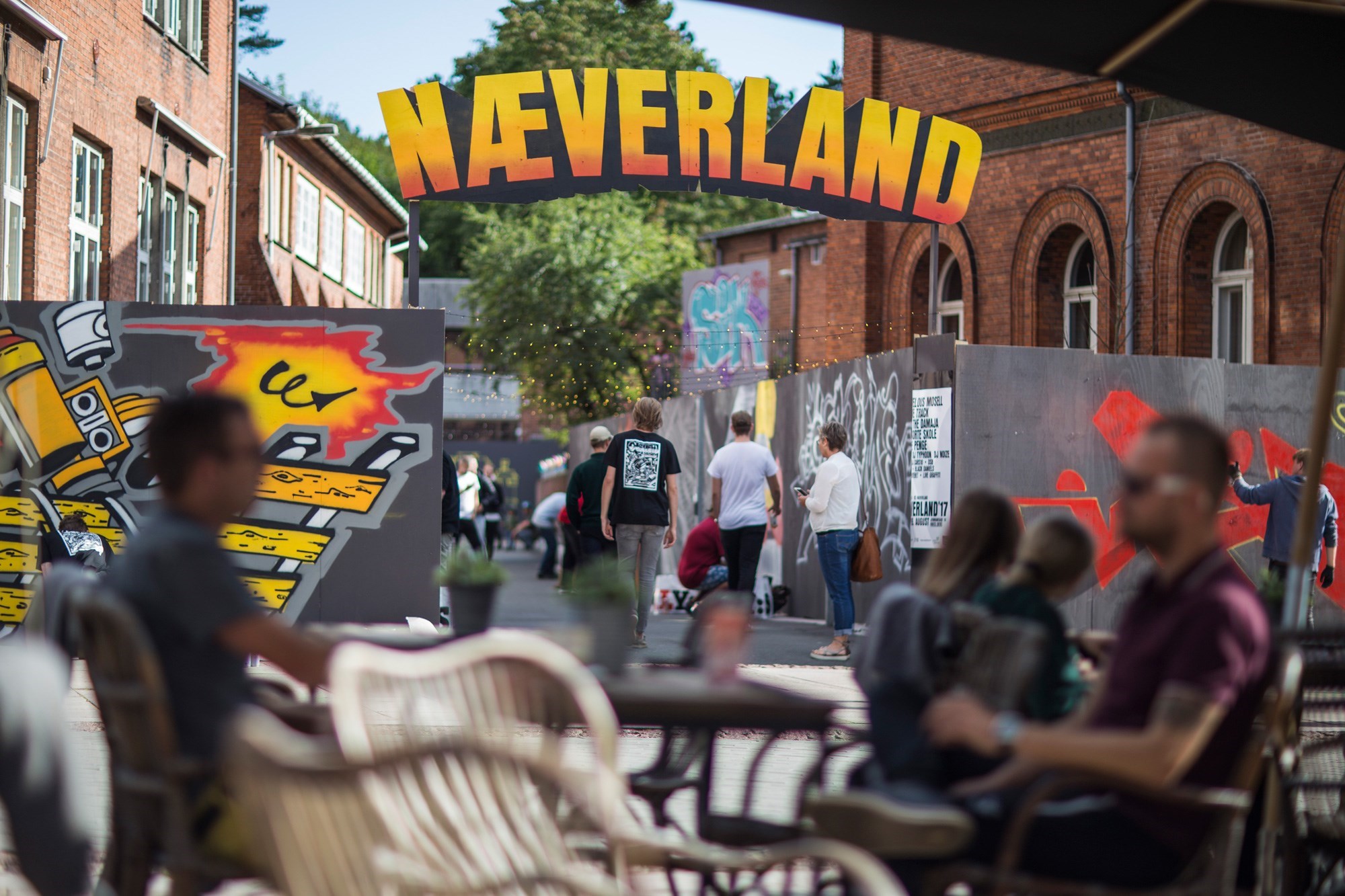 Indgangen til Næverland