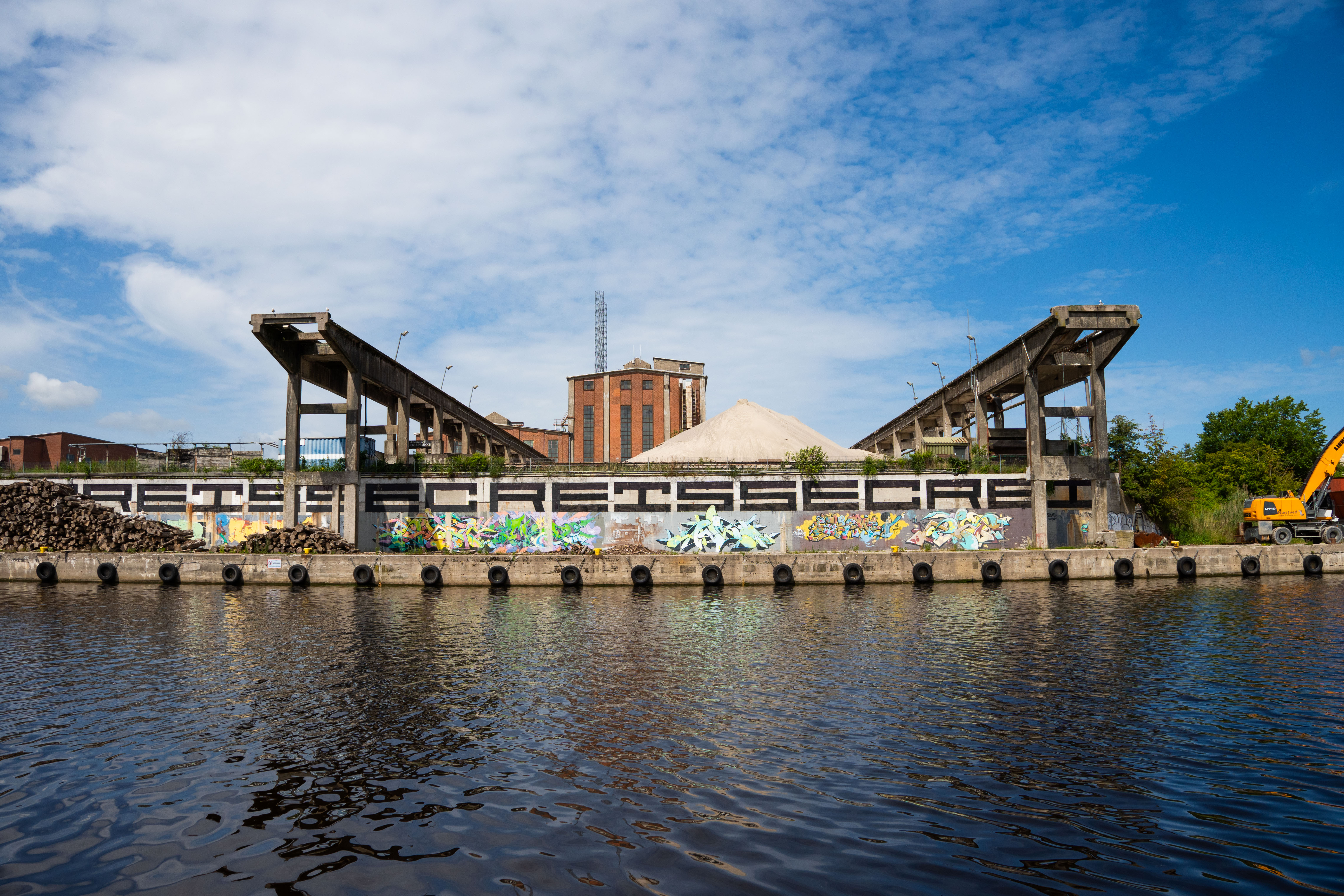 Maglemølle og kraner